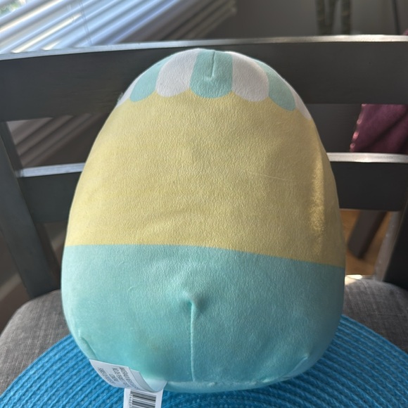 Squishmallows Rada the Claw Machine plush 8” - Picture 2 of 4